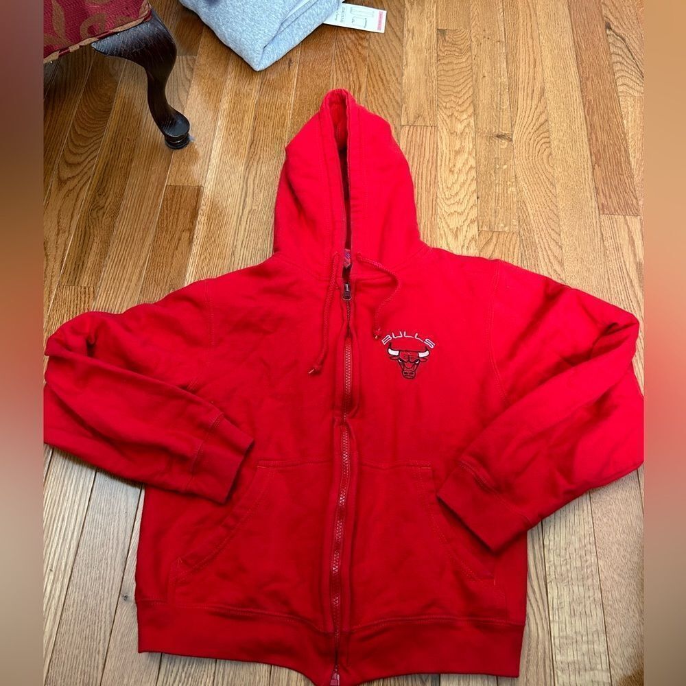 Women’s NBA Chicago Bulls Zip Up Hoodie Sweatshirt